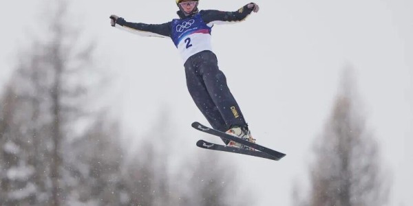 开云体育APP下载-第四金！王心迪与徐梦桃比翼双飞