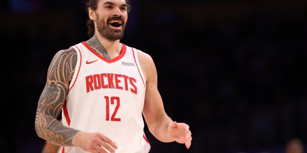 开云体育官网-火媒：亚当斯打替补中锋足够&amp;amp;签卡佩拉稍显多余 后者没带来新东西