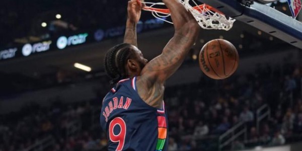 开云体育APP下载-76人在三分线外越投越准 替补内线却仍是大问题