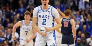 开云-炸裂！准状元弗拉格狂砍30分6板7助1断3帽 乐福打满全场空砍35分