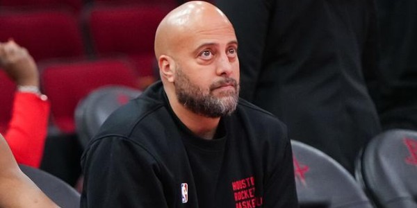 开云-火箭总经理斯通：雄鹿明确拒绝交易字母 我们球队仅三人有话语权